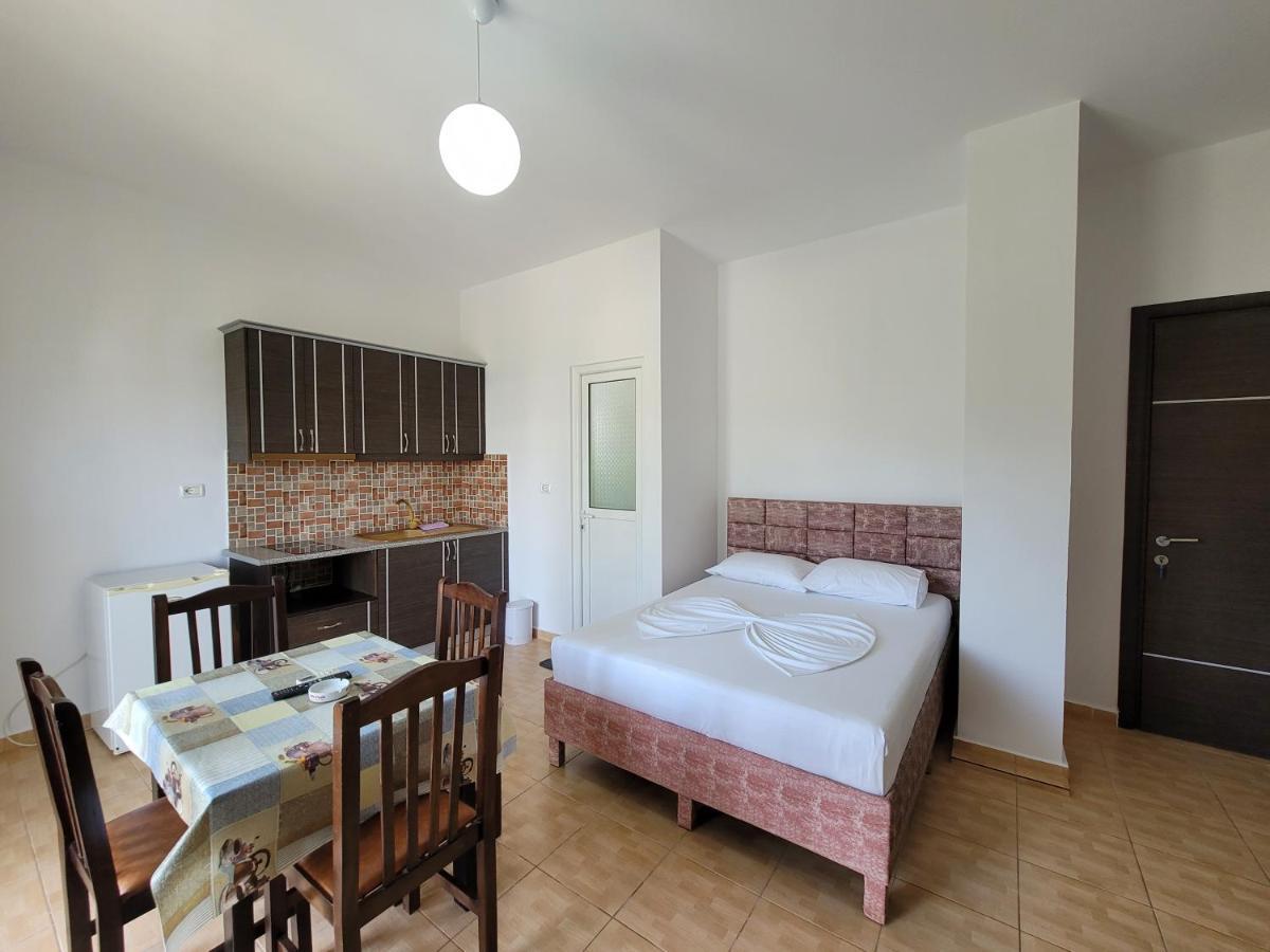 Villa Roku كساميل المظهر الخارجي الصورة