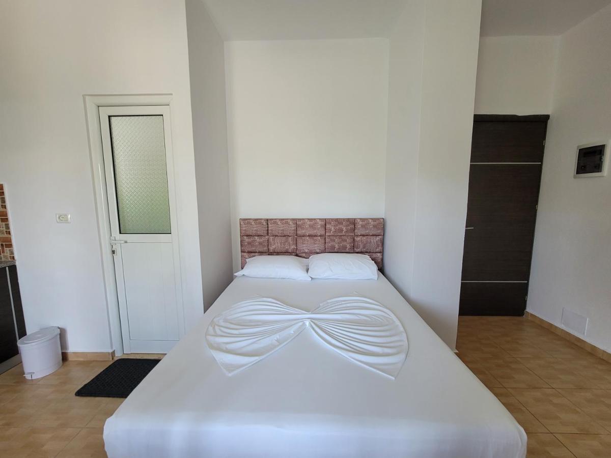 Villa Roku كساميل المظهر الخارجي الصورة