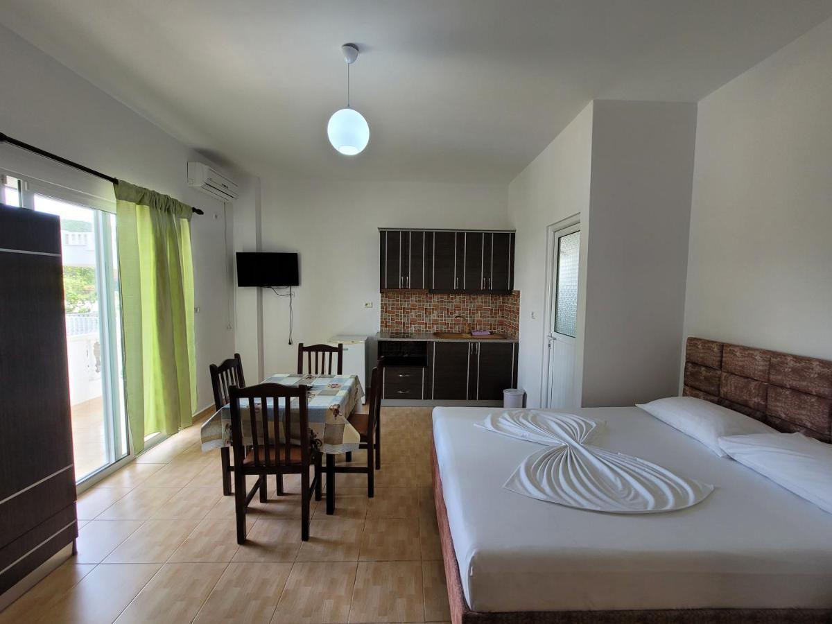 Villa Roku كساميل المظهر الخارجي الصورة