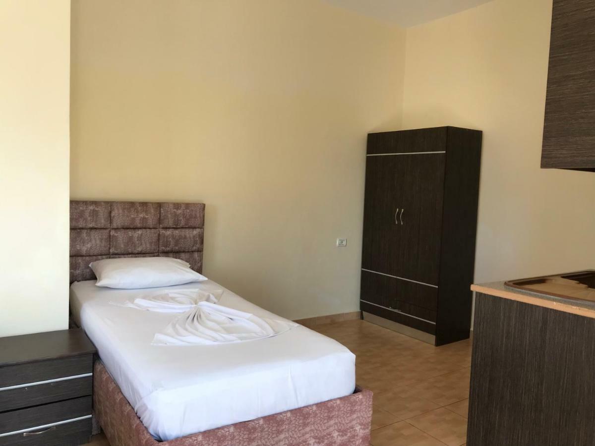 Villa Roku كساميل المظهر الخارجي الصورة